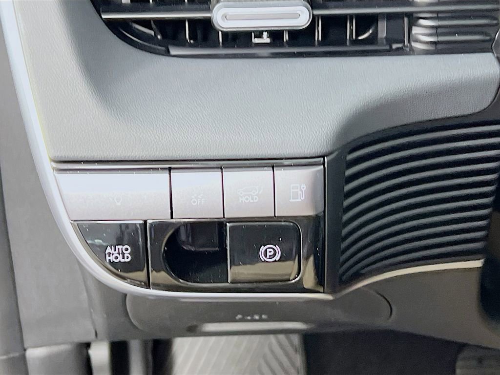 New 2026 Hyundai Ioniq 5 SEL AWD/4WD image 9