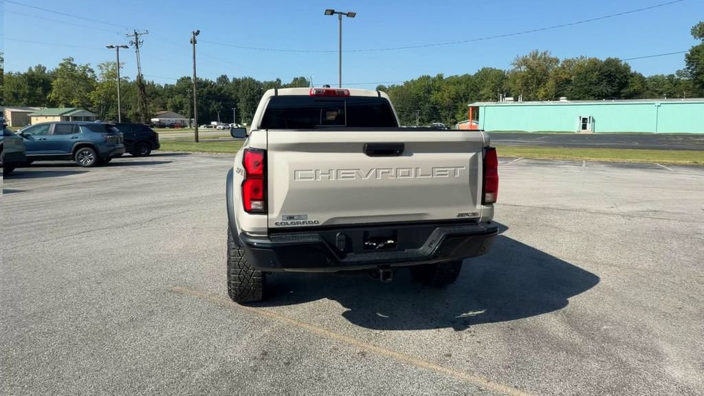 New 2026 Chevrolet Colorado ZR2 w/ Technology Package AWD/4WD image 7