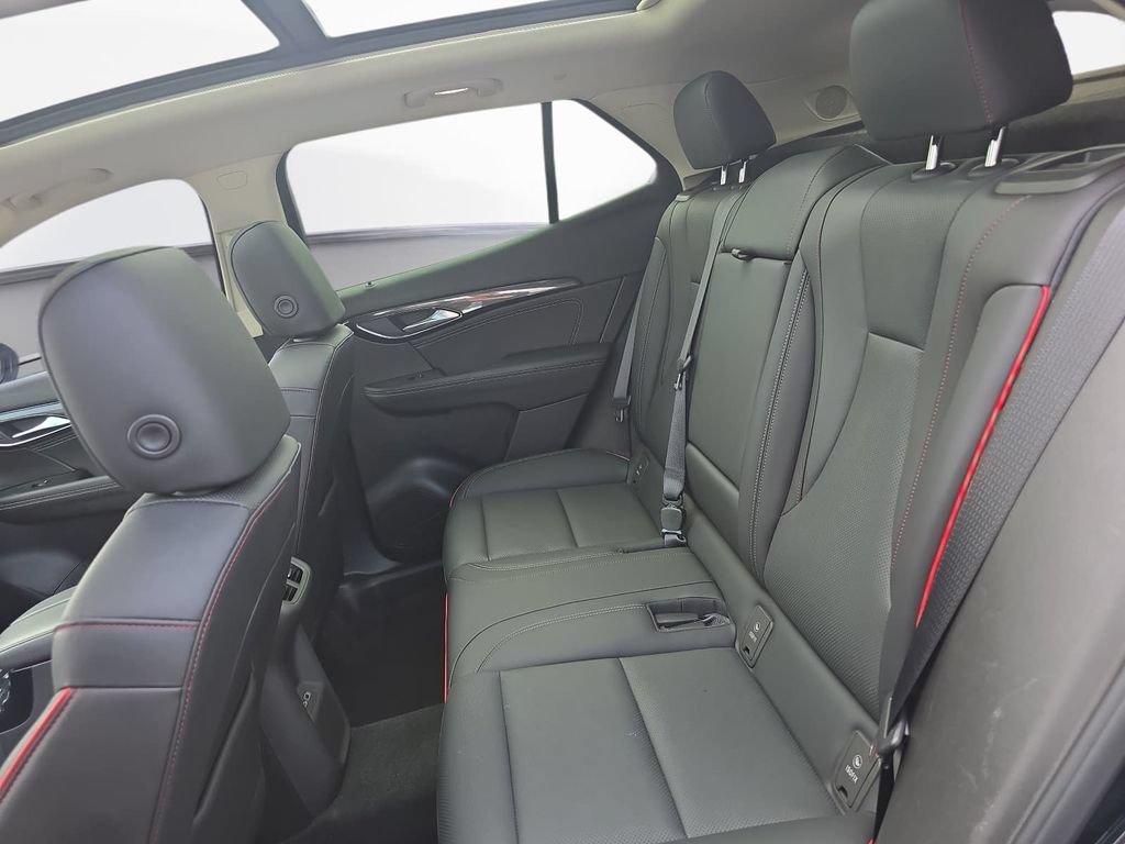 Used 2023 Buick Envision Essence AWD/4WD image 14