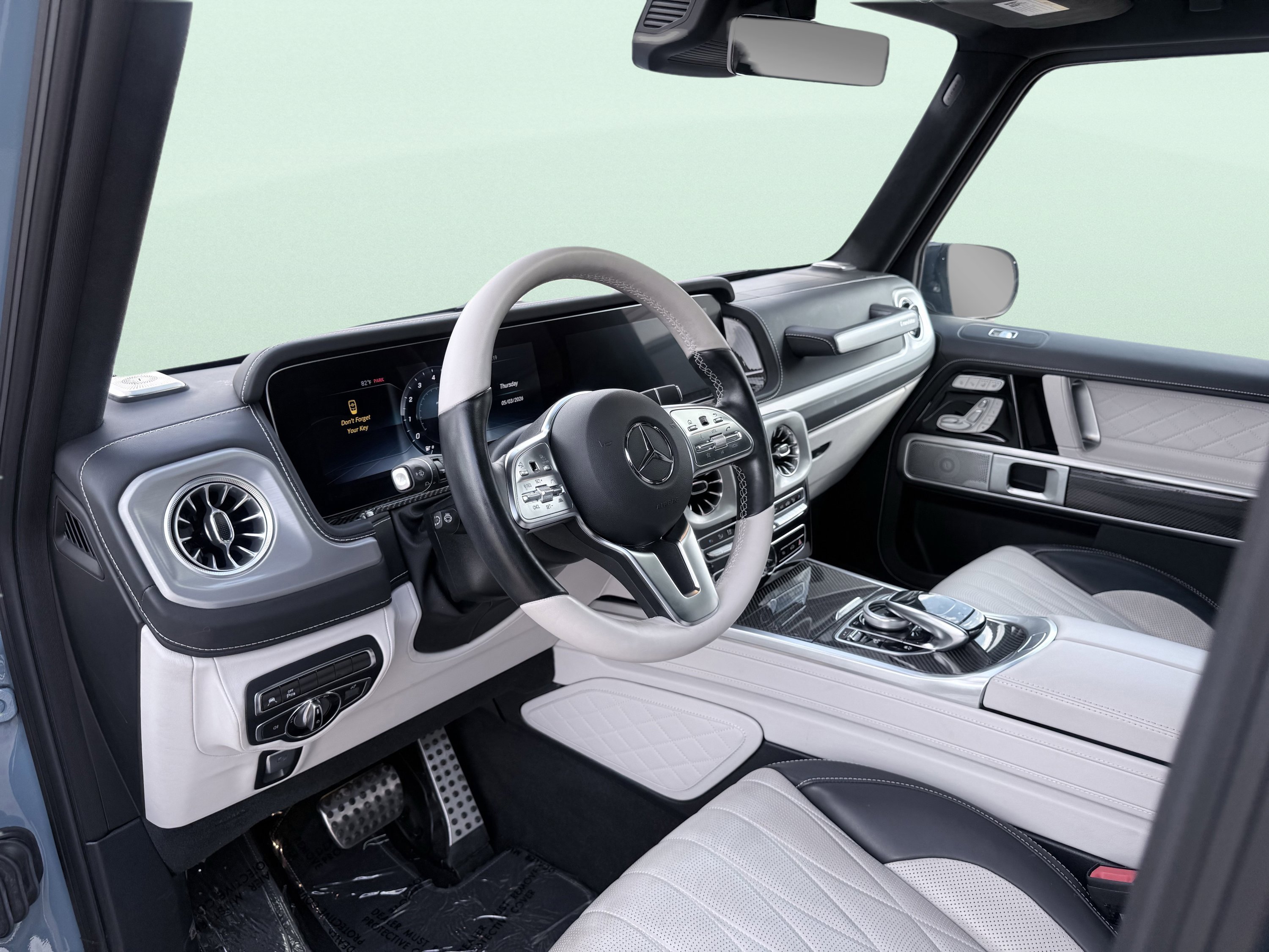 Used 2023 Mercedes-Benz G 550 image 2