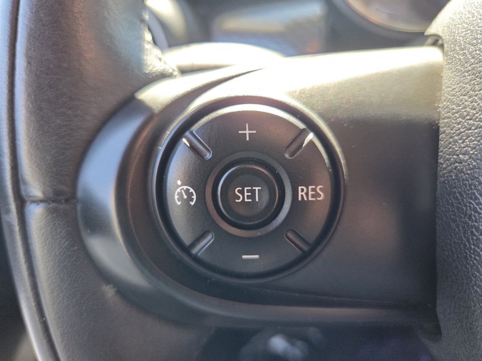 Used 2015 MINI Cooper S image 28