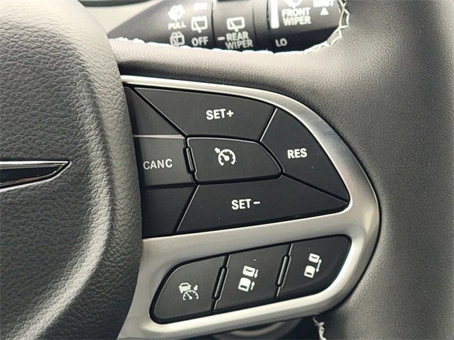 New 2026 Chrysler Pacifica Select image 31