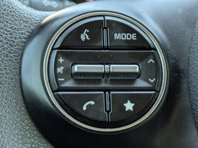 Used 2023 Kia Soul LX FWD image 25