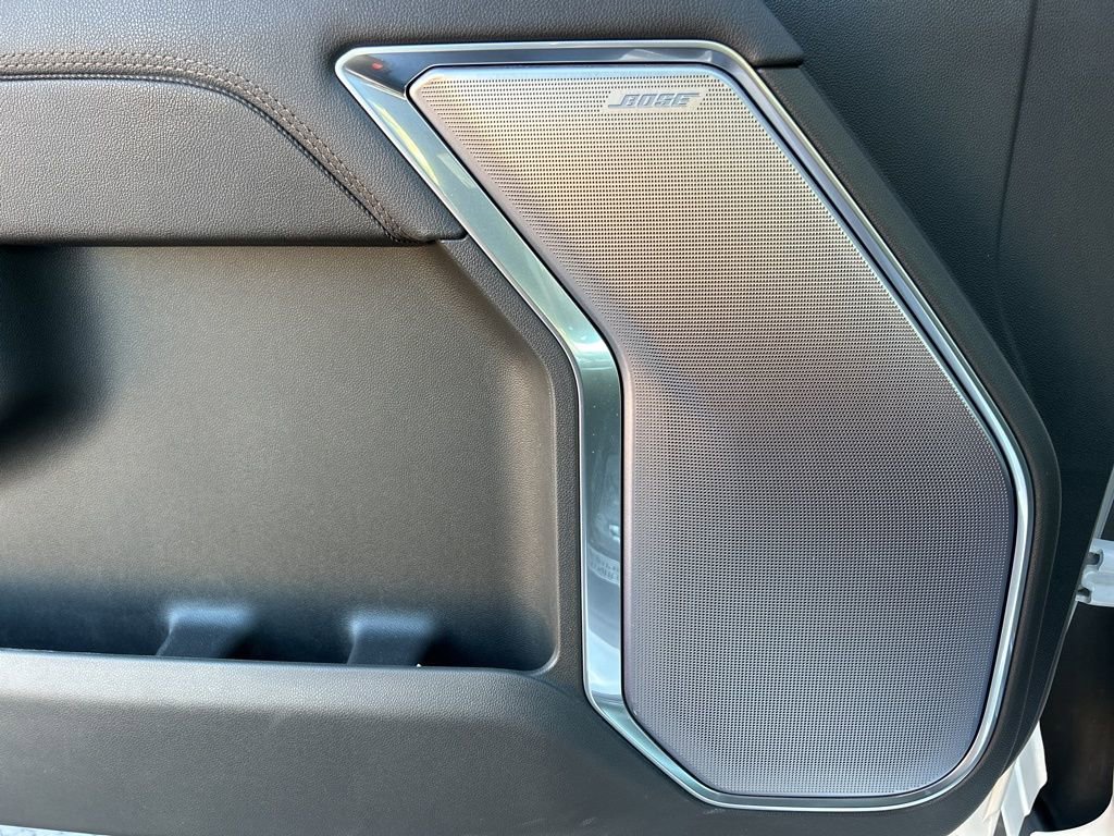 Used 2025 Chevrolet Silverado 2500 High Country w/ Technology Package image 17