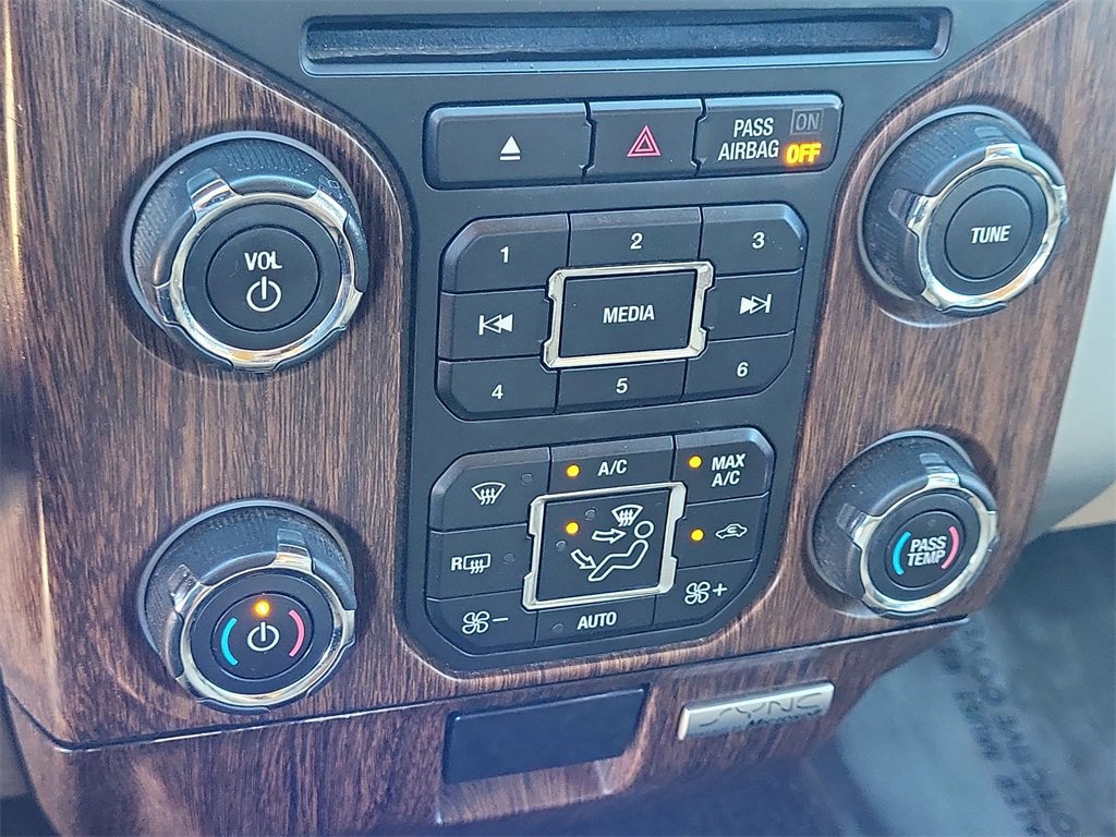 Used 2014 Ford F150 Lariat image 22