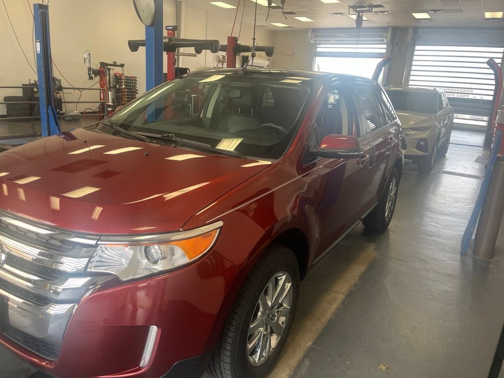 Used 2014 Ford Edge SEL w/ Equipment Group 205A FWD image 2