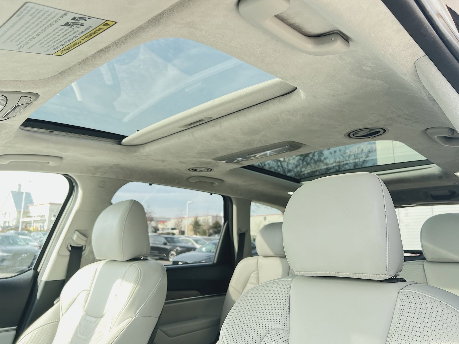 Used 2020 Kia Telluride SX w/ SX Prestige Package image 24