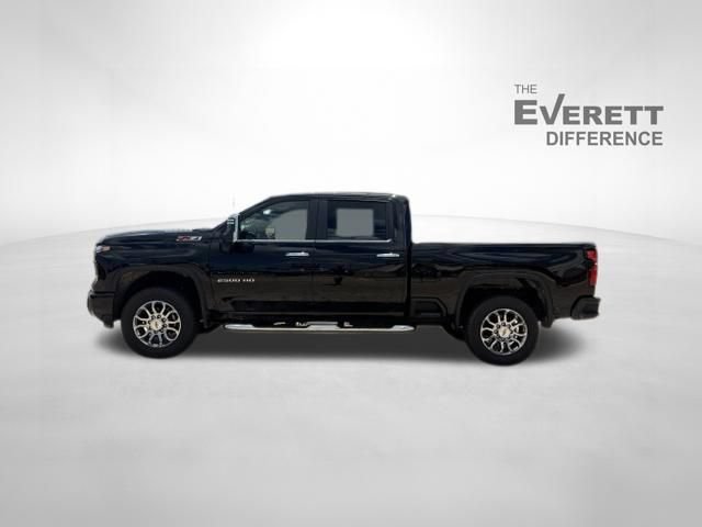 New 2026 Chevrolet Silverado 2500 LT w/ Z71 Chrome Sport Edition AWD/4WD image 4