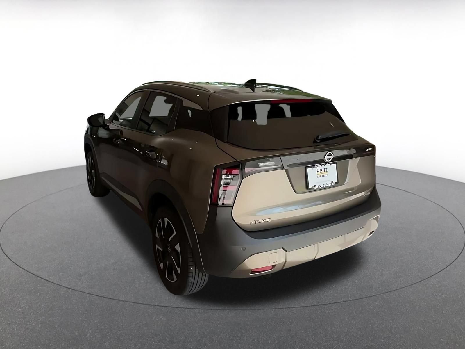 Used 2026 Nissan Kicks SV w/ Cold Weather Package AWD/4WD image 14