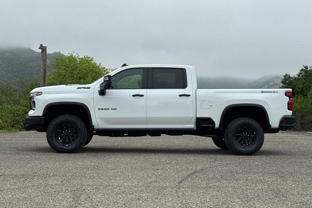 New 2026 Chevrolet Silverado 2500 ZR2 w/ ZR2 Bison Edition AWD/4WD image 7