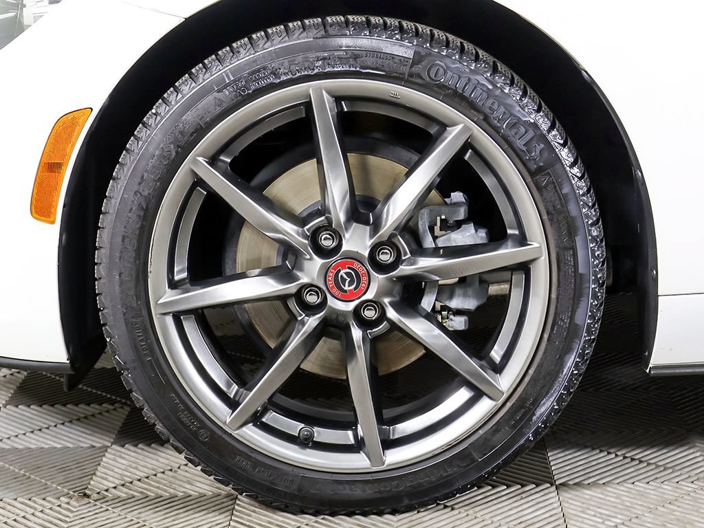 Used 2020 MAZDA MX-5 Miata RF 100th Anniversary RWD image 20