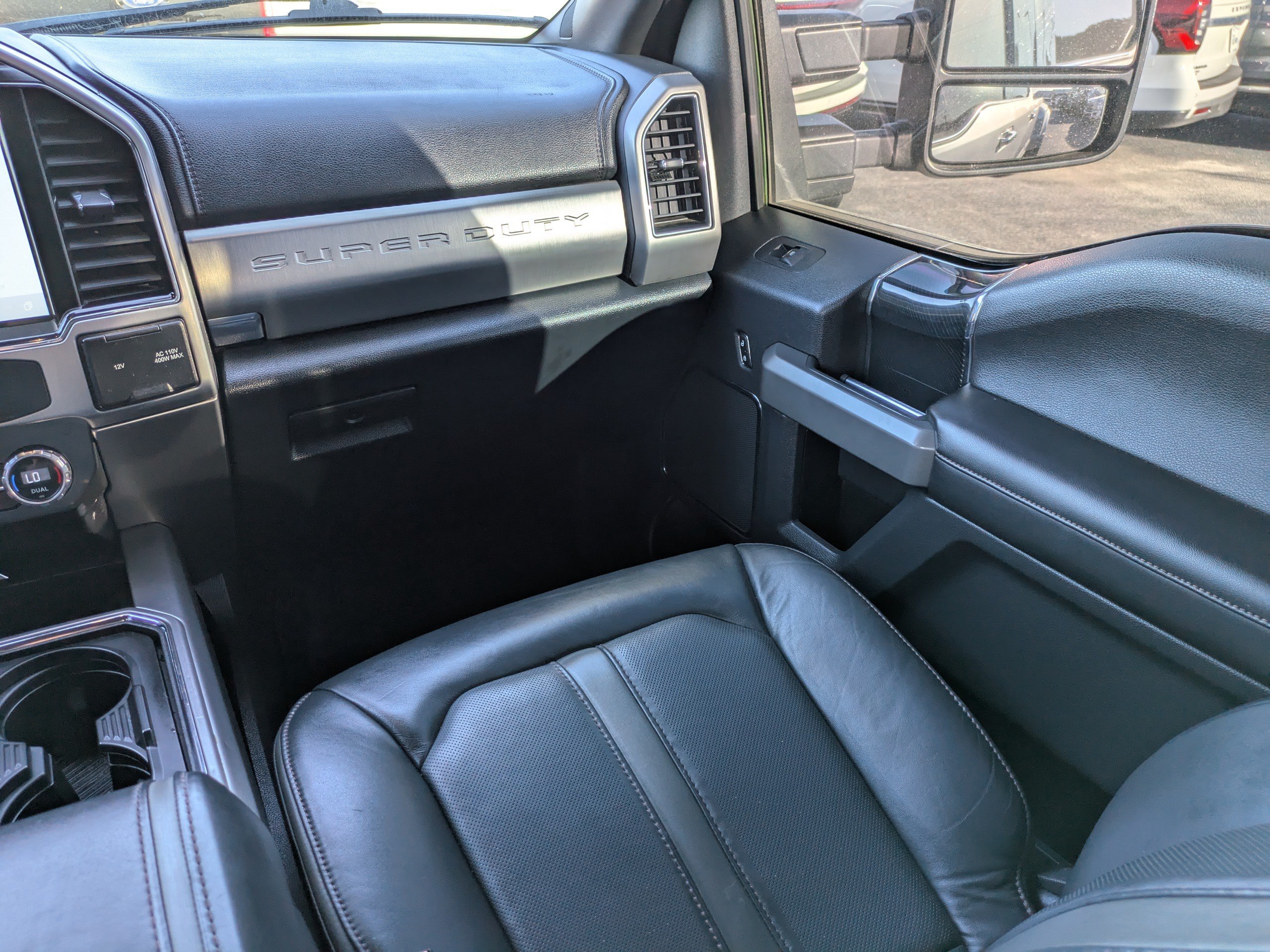 Used 2022 Ford F350 Platinum AWD/4WD image 17