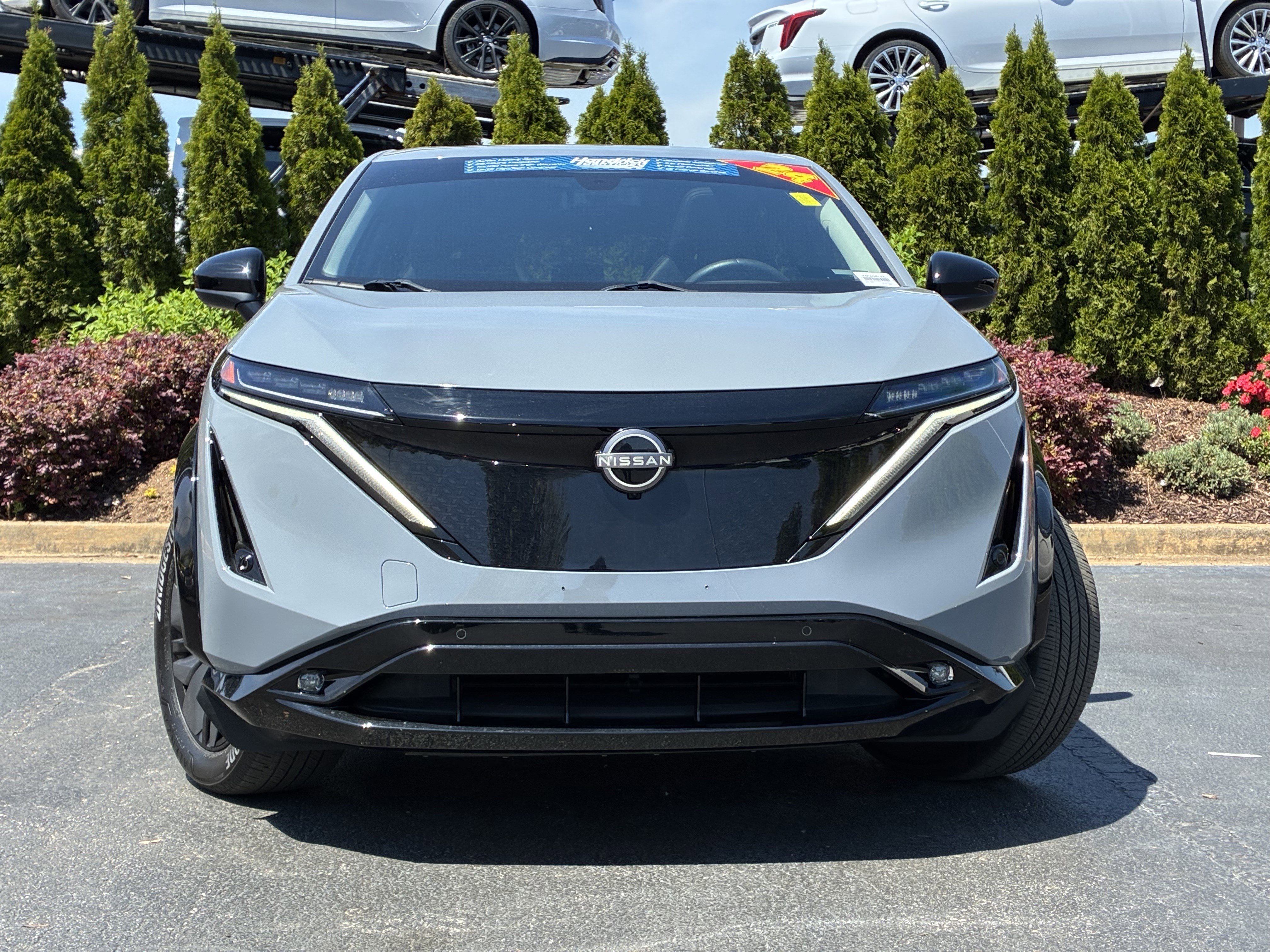 Used 2024 Nissan Ariya AWD image 5