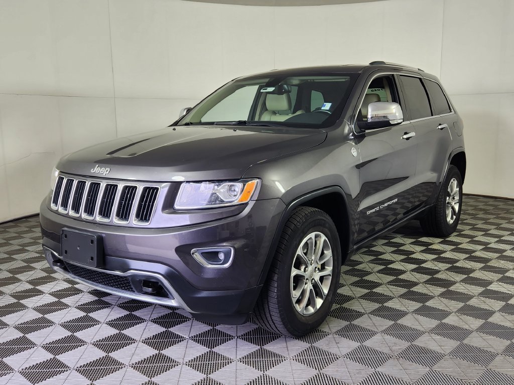 Used 2015 Jeep Grand Cherokee Limited w/ Trailer Tow Group IV AWD/4WD image 3