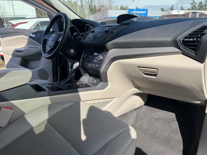 Used 2018 Ford Escape SE w/ Ford Safe & Smart Package AWD/4WD image 9
