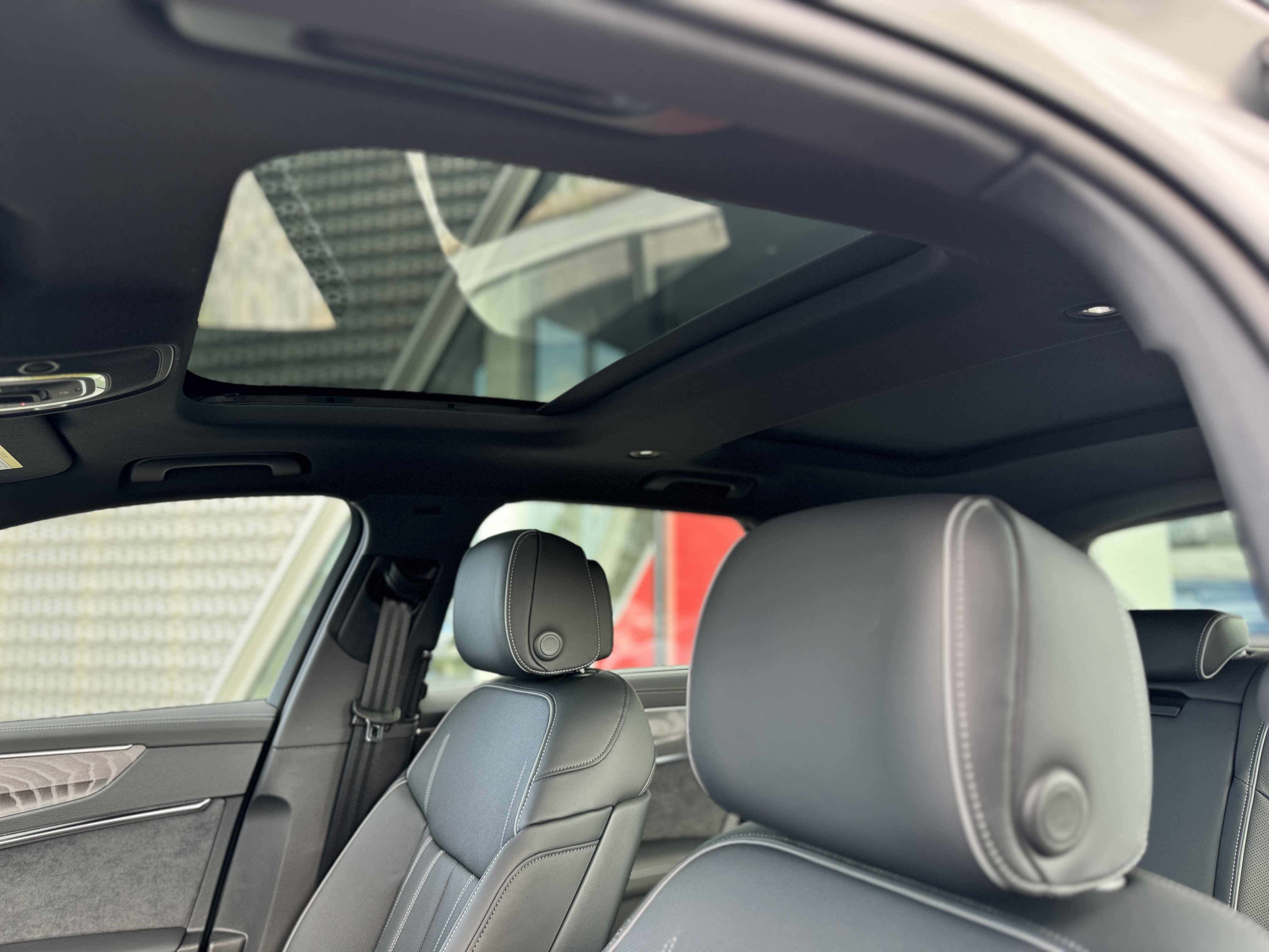 New 2025 Audi A6 3.0T allroad Prestige image 17