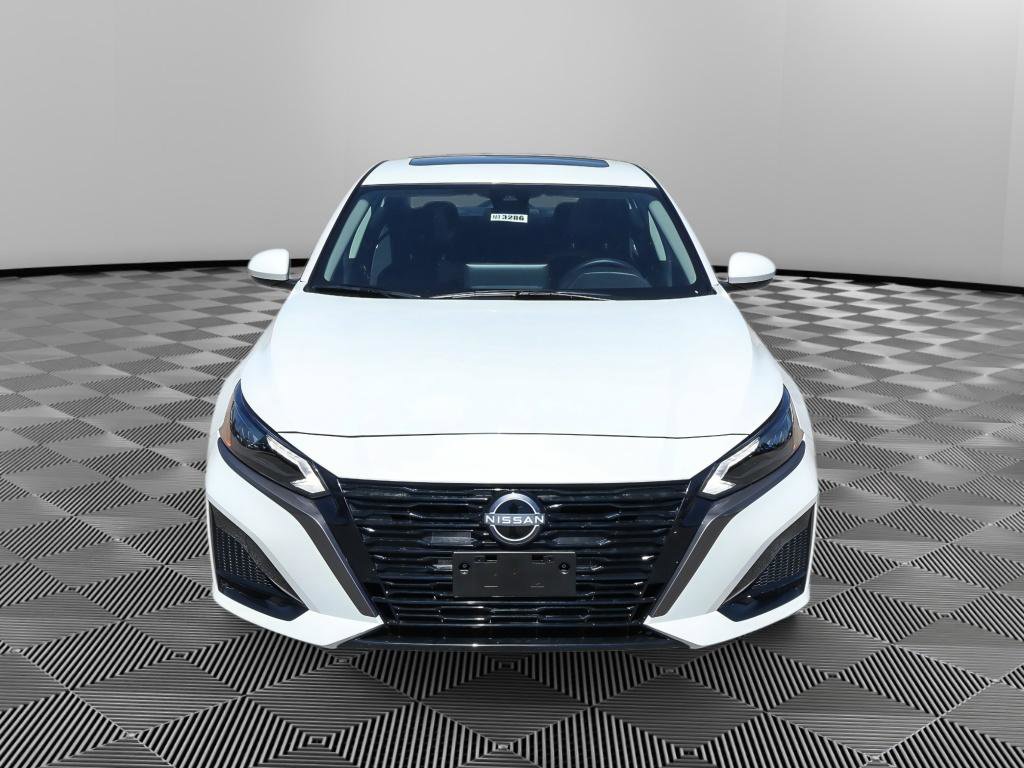 New 2026 Nissan Altima 2.5 SV FWD image 9