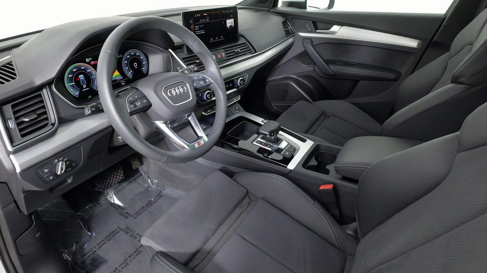 Used 2024 Audi Q5 e Premium Plus w/ Premium Plus Package image 38