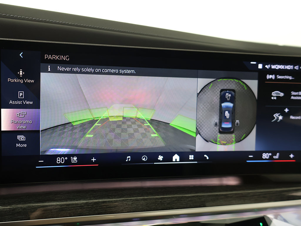 Used 2023 BMW 760i xDrive AWD/4WD image 60