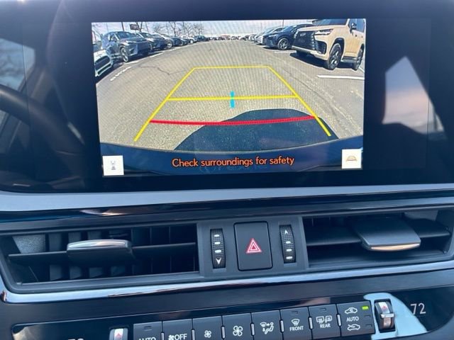 Used 2025 Lexus ES 350 w/ Premium Package image 19