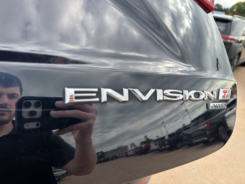 Used 2020 Buick Envision Premium w/ Driver Confidence Package AWD/4WD image 17