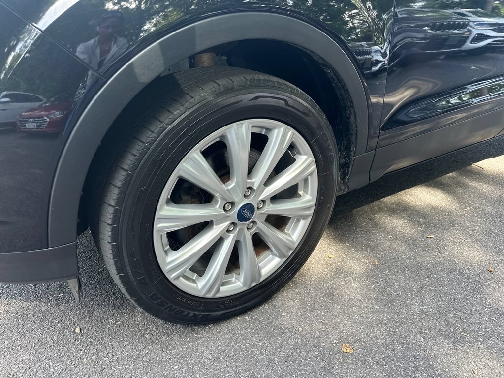 Used 2019 Ford Escape SEL AWD/4WD image 7