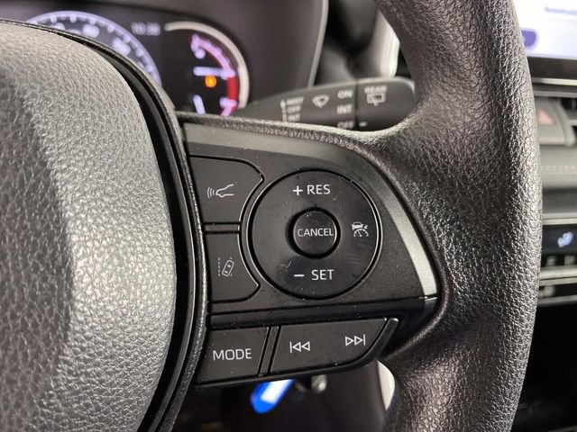 Used 2025 Toyota RAV4 LE image 16