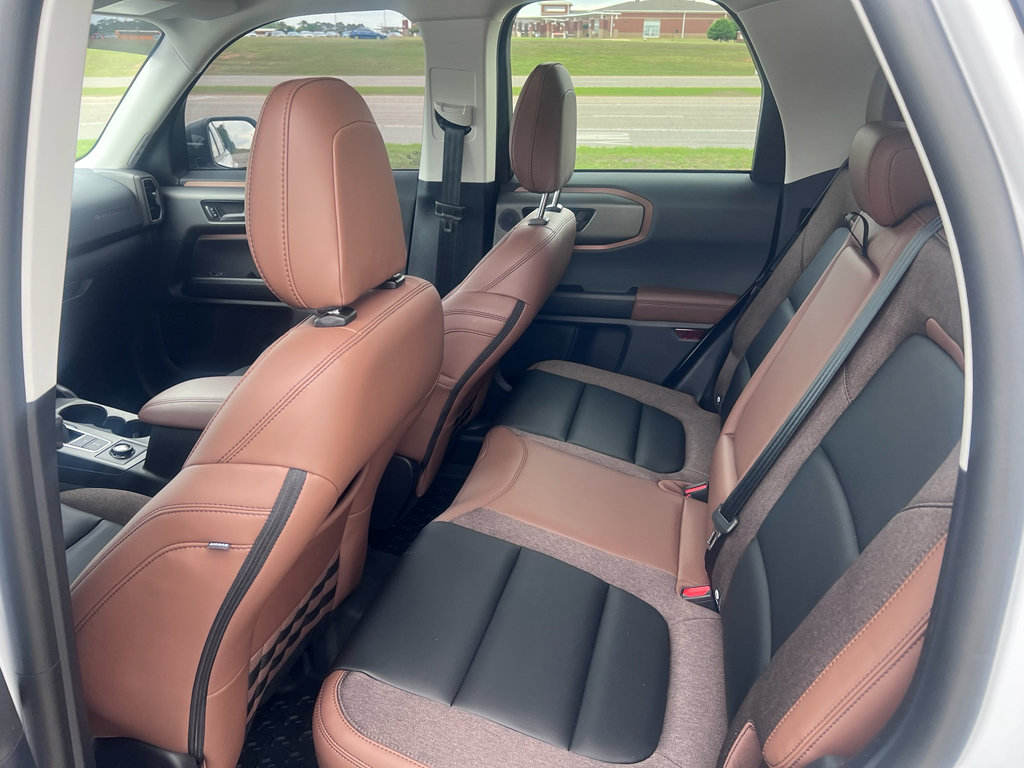 Used 2025 Ford Bronco Sport Outer Banks w/ Outer Banks Tech Package+ AWD/4WD image 21