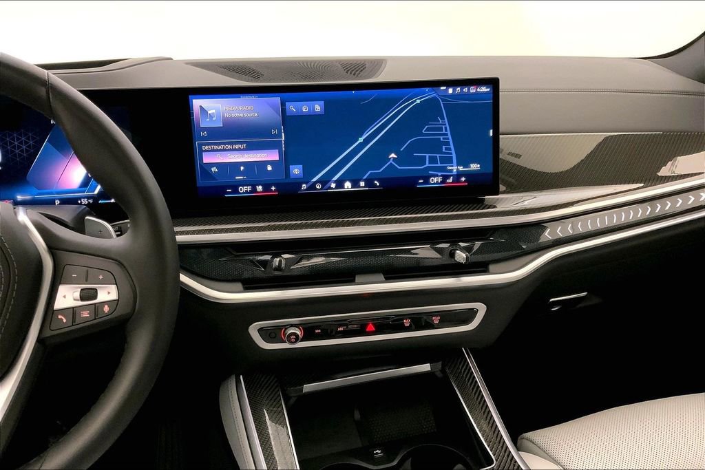 Certified 2025 BMW X5 xDrive40i w/ Parking Assistance Package image 5