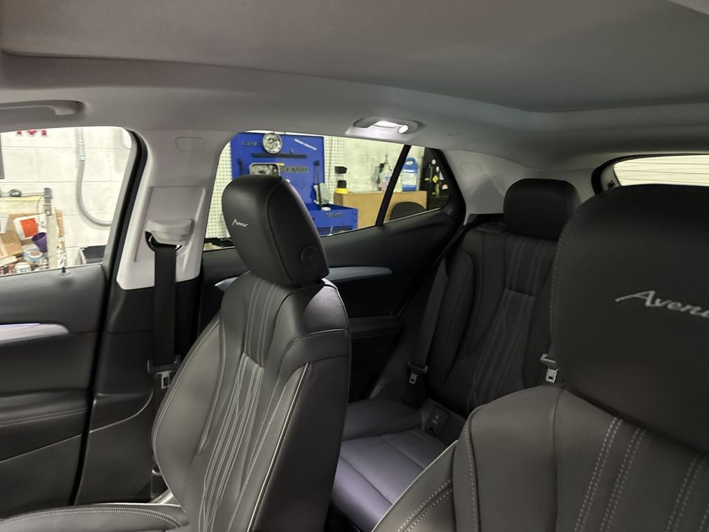 Certified 2024 Buick Envision Avenir image 10