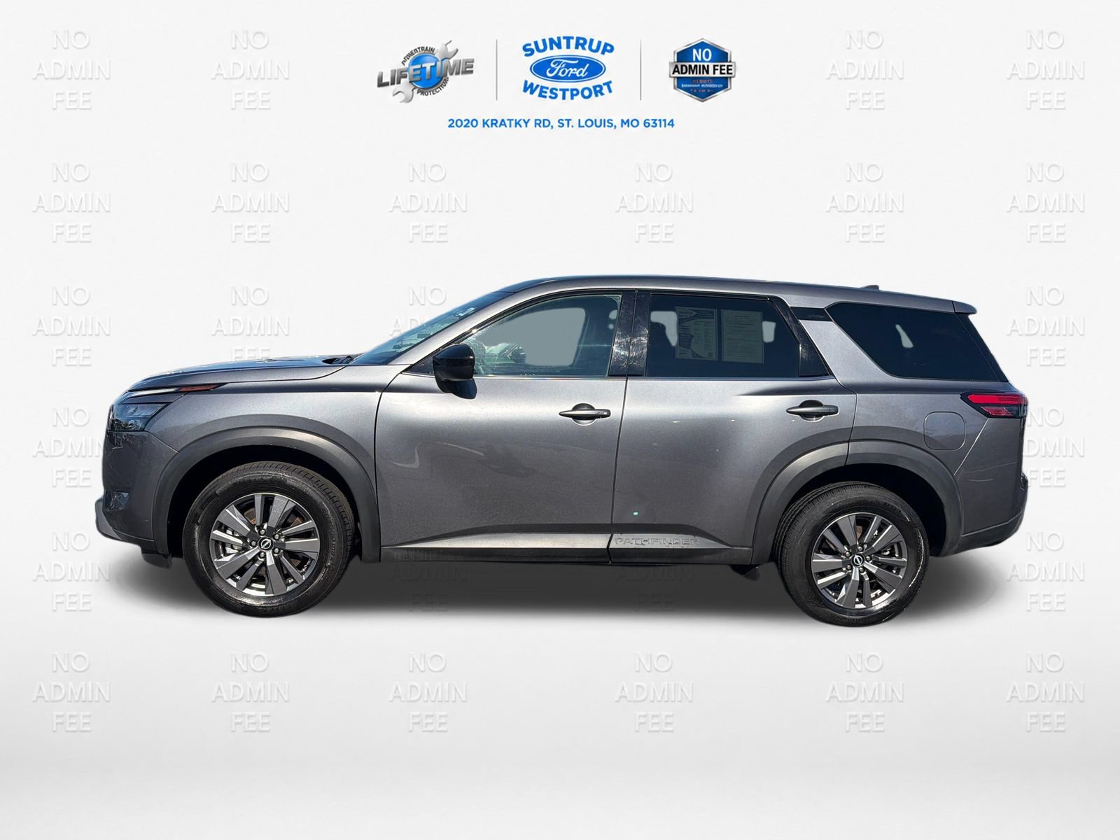 Used 2025 Nissan Pathfinder S FWD image 2