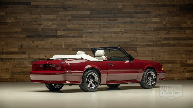 Used 1989 Ford Mustang GT RWD image 3
