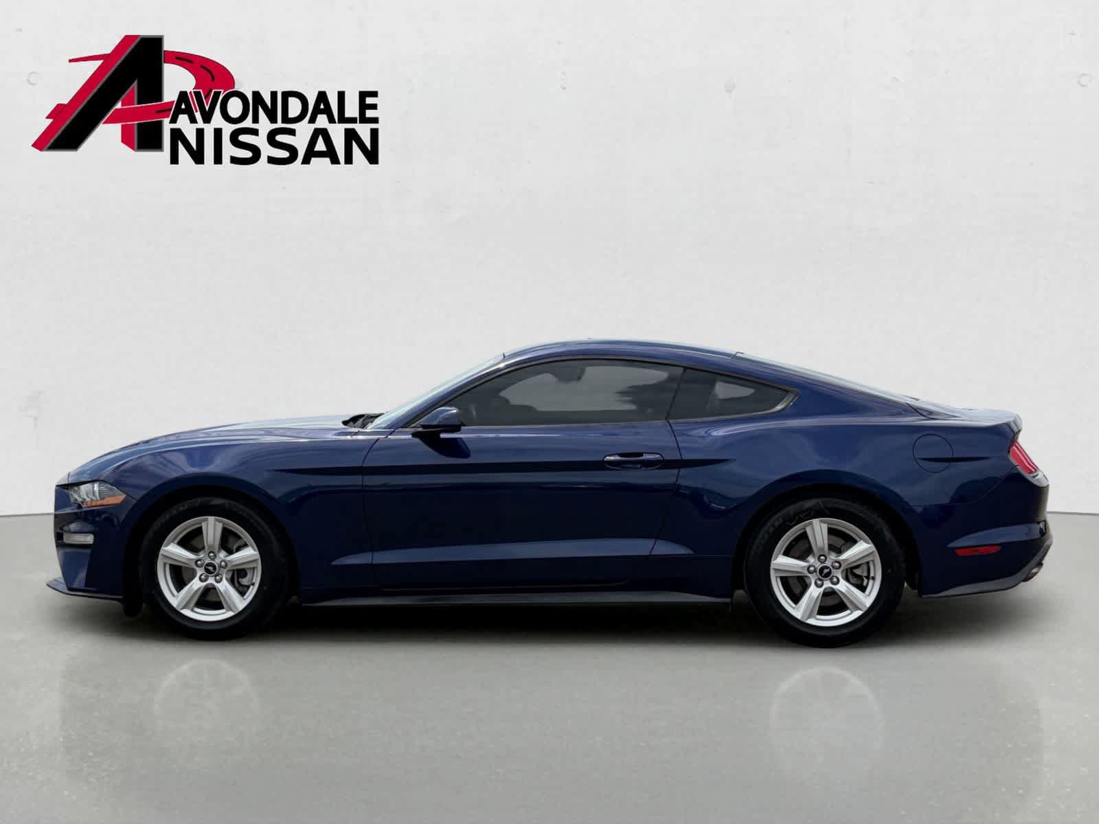 Used 2019 Ford Mustang Coupe RWD image 2