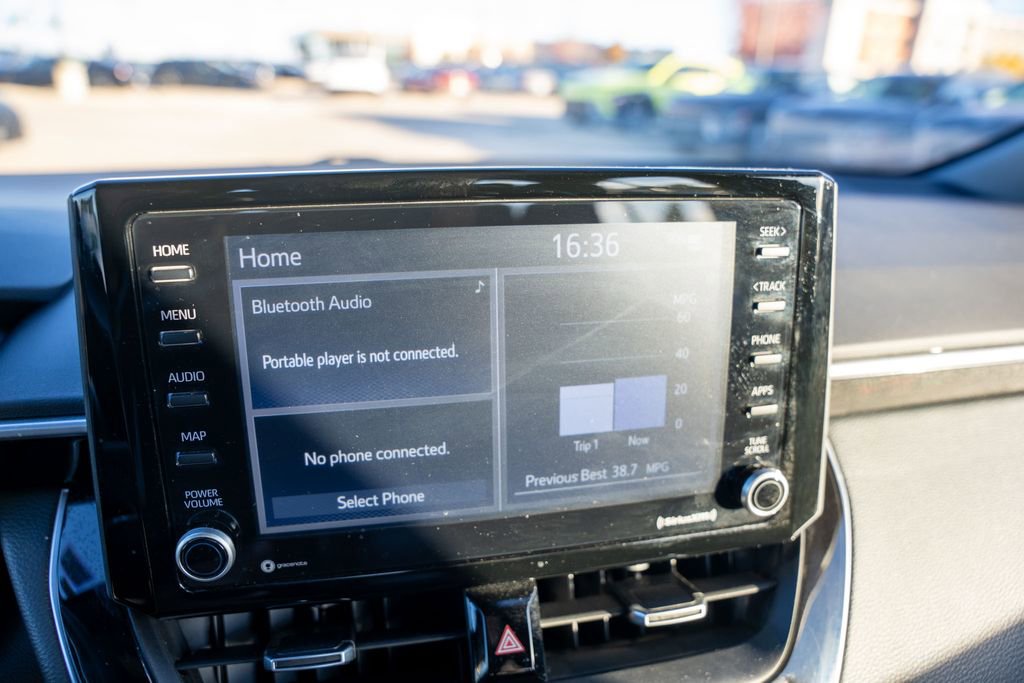 Used 2022 Toyota Corolla SE image 26