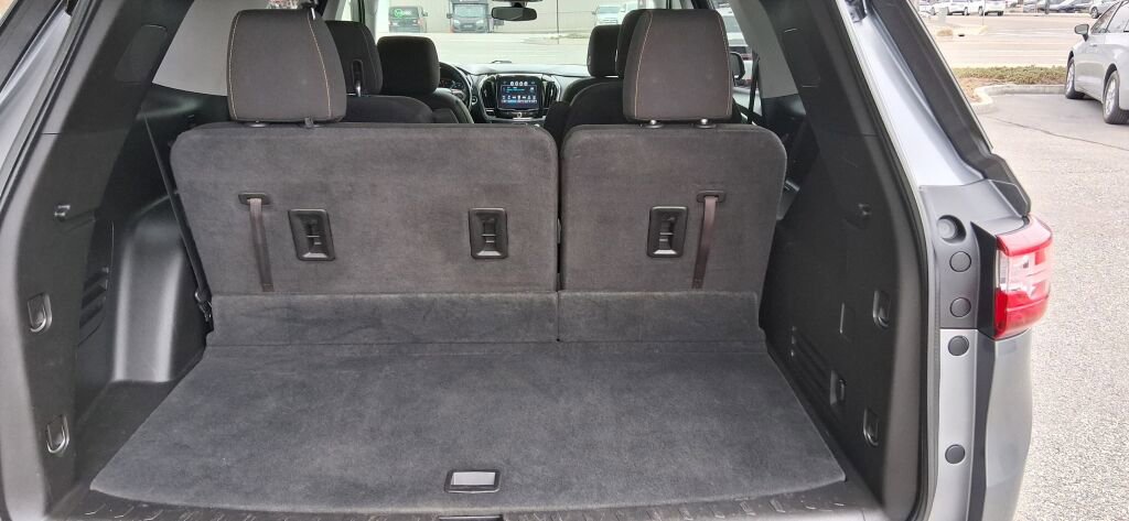 Used 2018 Chevrolet Traverse LT AWD/4WD image 16