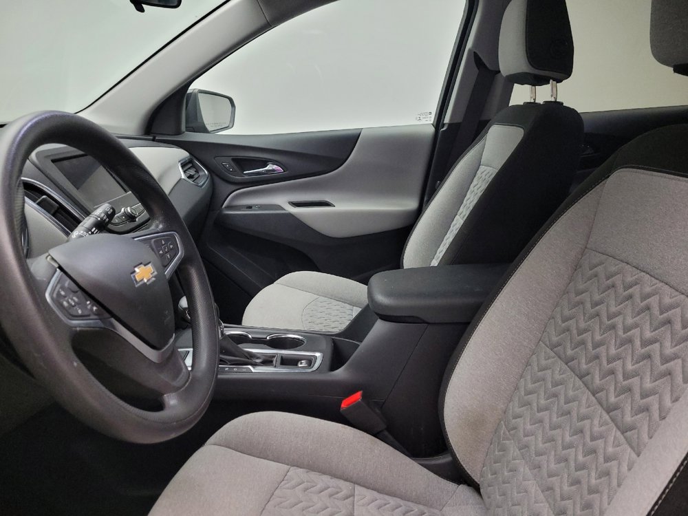 Used 2022 Chevrolet Equinox LT w/ LPO, Floor Liner Package image 17