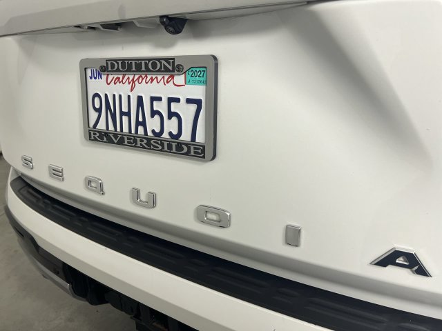 Used 2024 Toyota Sequoia Capstone AWD/4WD image 33