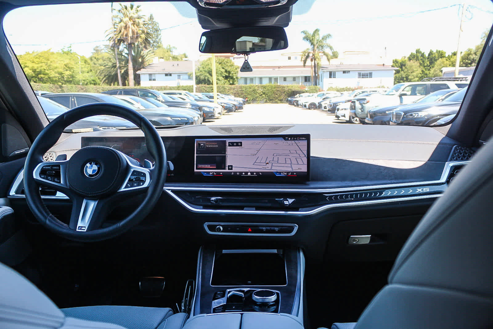 Used 2025 BMW X5 sDrive40i w/ M Sport Package RWD image 12