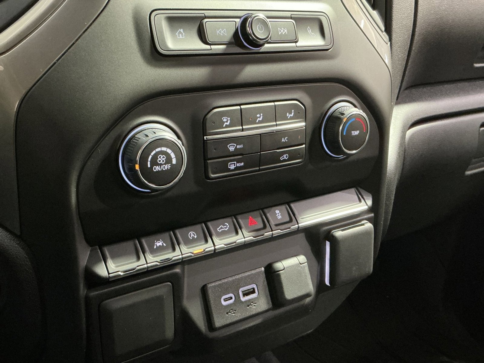 New 2026 Chevrolet Silverado 1500 Custom image 29