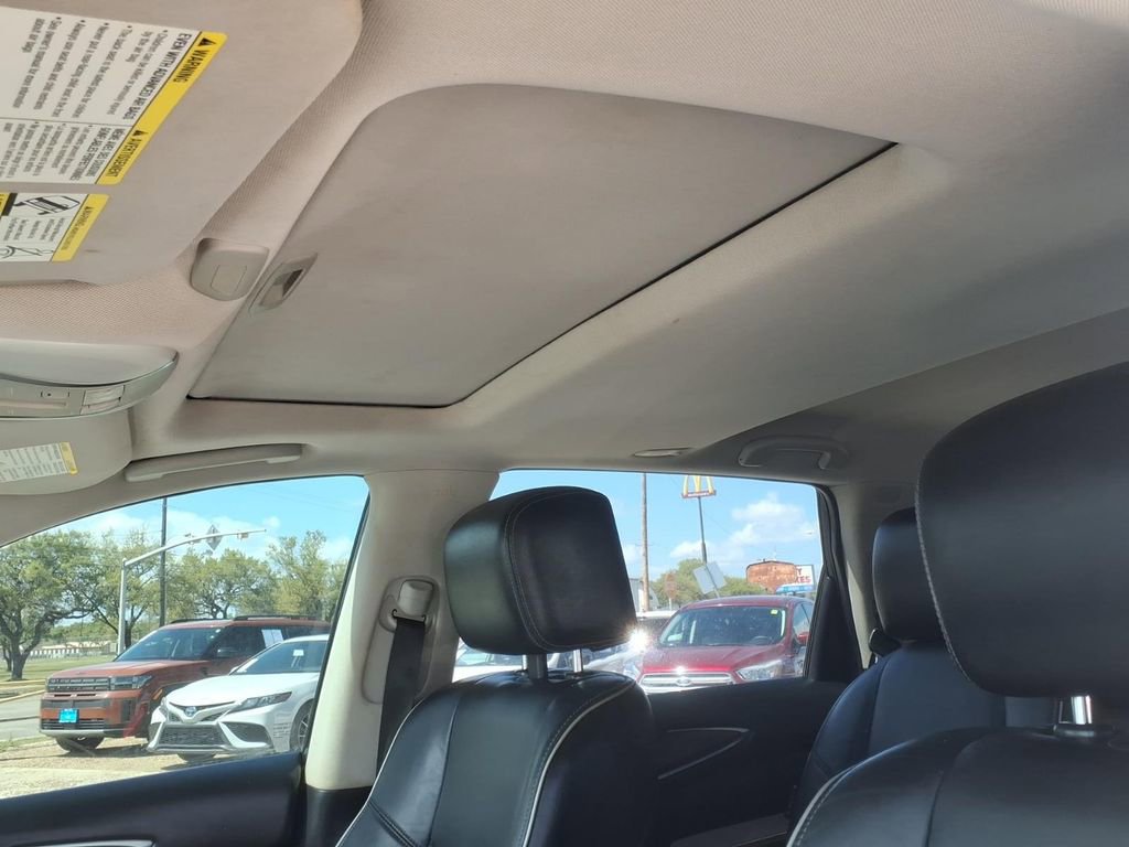 Used 2019 INFINITI QX60 Luxe w/ Essential Package image 19