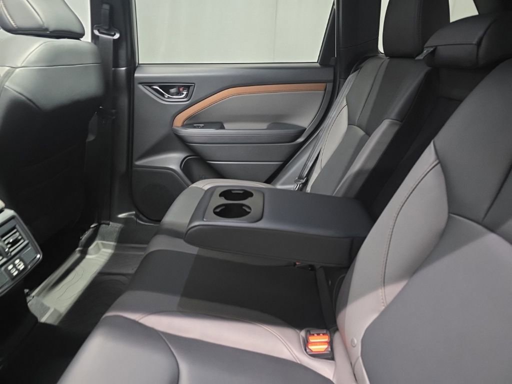 Certified 2025 Subaru Forester Sport w/ Popular Package #1 image 10