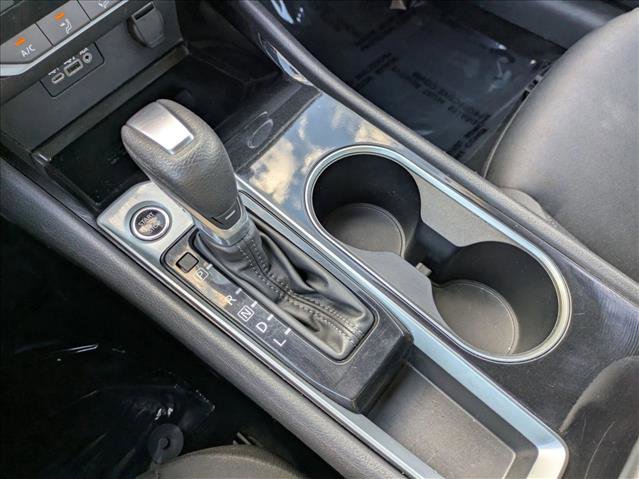 Used 2024 Nissan Altima 2.5 SV image 12