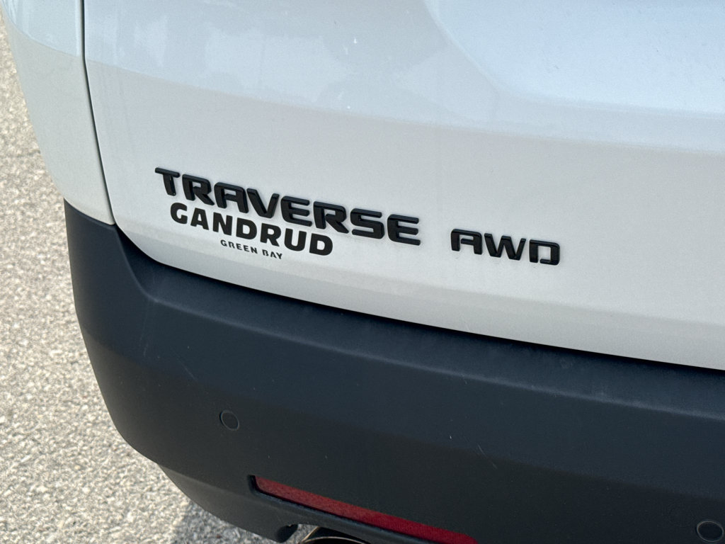 Used 2022 Chevrolet Traverse RS AWD/4WD image 8