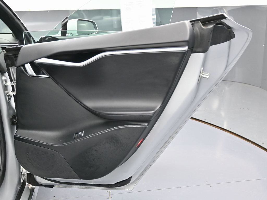 Used 2017 Tesla Model S 75 image 42
