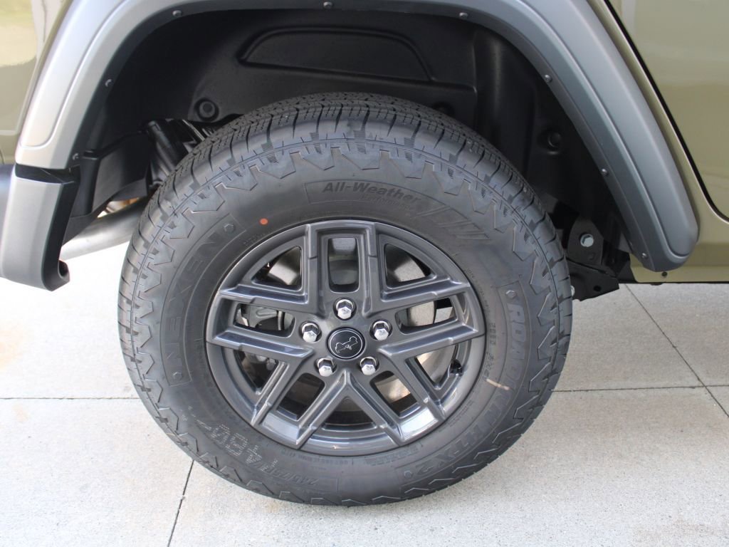 New 2025 Jeep Wrangler Sport S image 34