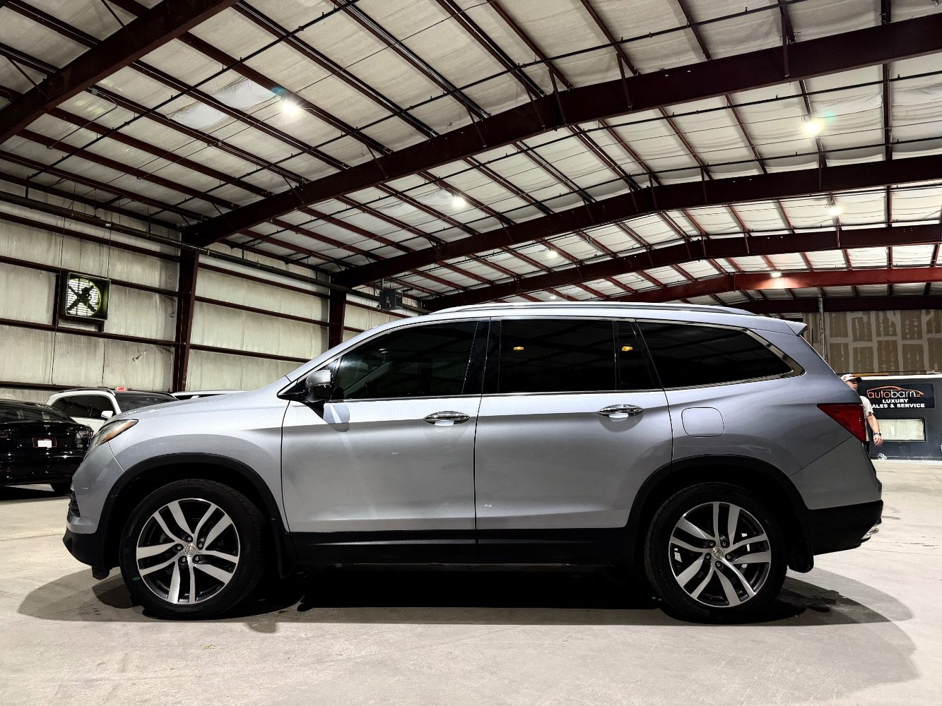 Used 2018 Honda Pilot Elite image 8