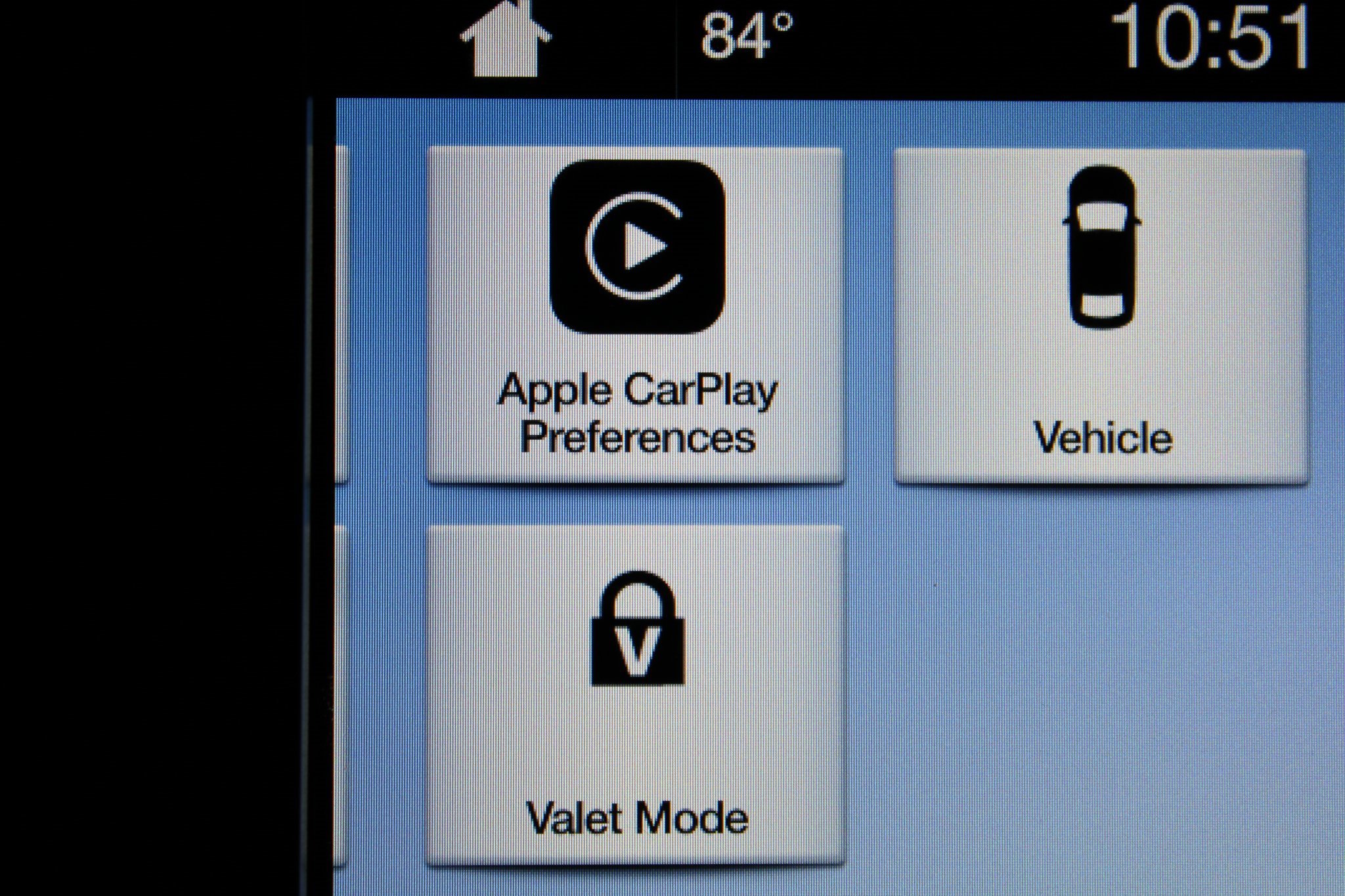 Used 2018 Ford F150 Lariat w/ Equipment Group 501A Mid image 35