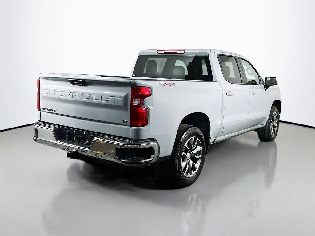 Used 2024 Chevrolet Silverado 1500 LT AWD/4WD image 5