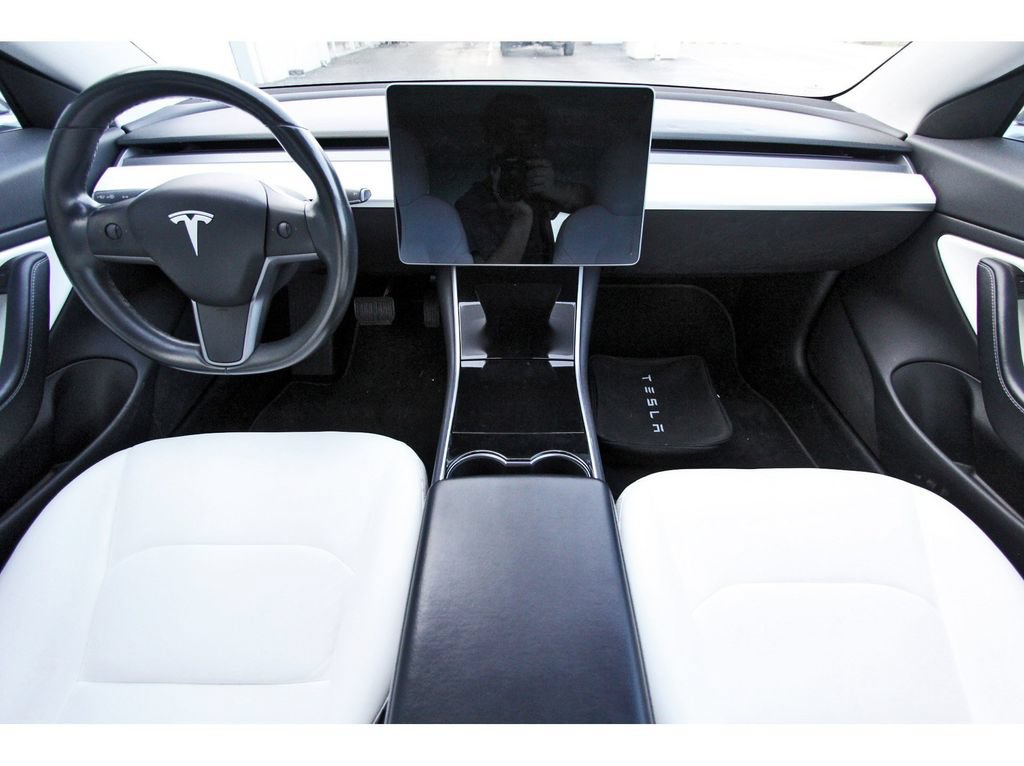Used 2018 Tesla Model 3 Performance AWD/4WD image 10