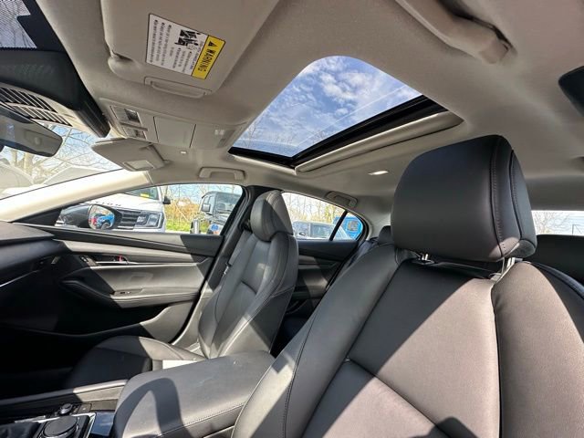 Used 2025 MAZDA MAZDA3 s image 25